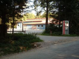 Einfahrt - Leistungszentrum Hhenhof